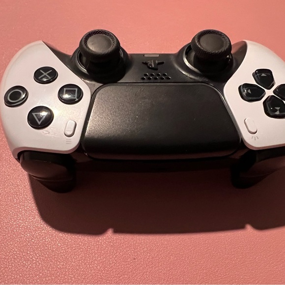 PS5 Remote Control - Picture 6 of 13